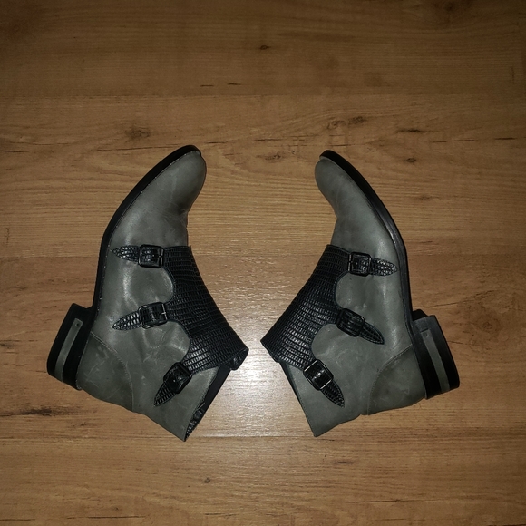 FRĒDA SALVADOR Leather Ankle Boots - Picture 5 of 16